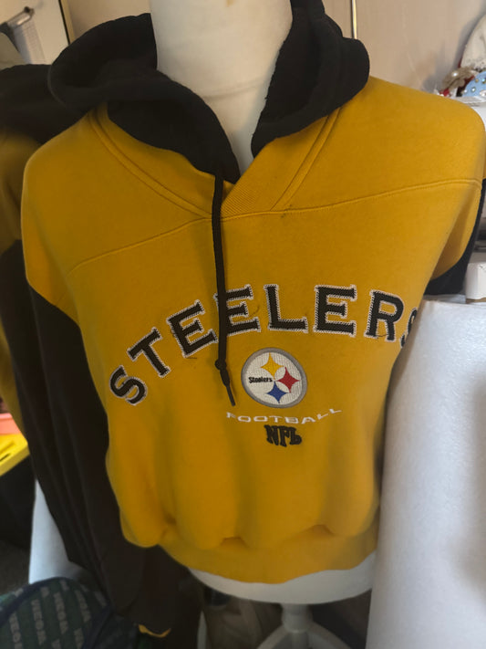 Cropped Stealers Hoodie